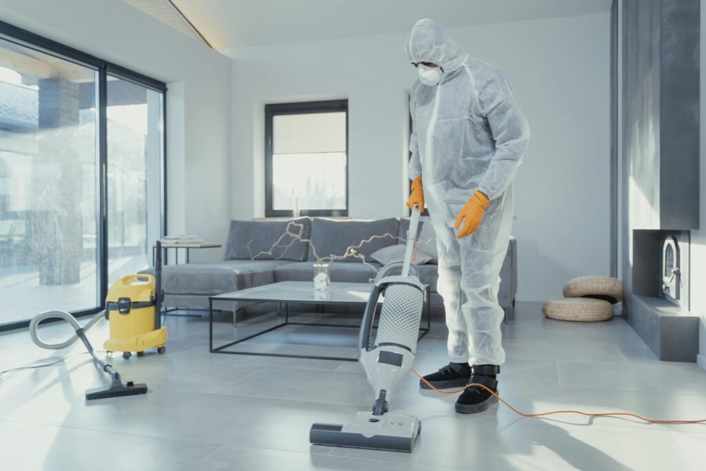 floor washing 2 scaled